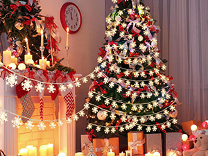 Christmas snowflake lights