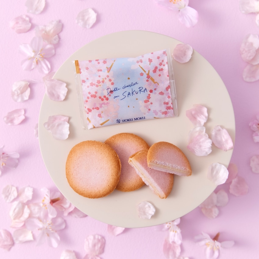 Get Yokumoku Double Chocolate au Sakura Gift Box 24pcs Delivered