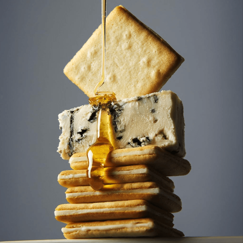 【日本直邮】 新款东京牛奶芝士工厂 蜂蜜古冈左拉芝士饼干 9枚