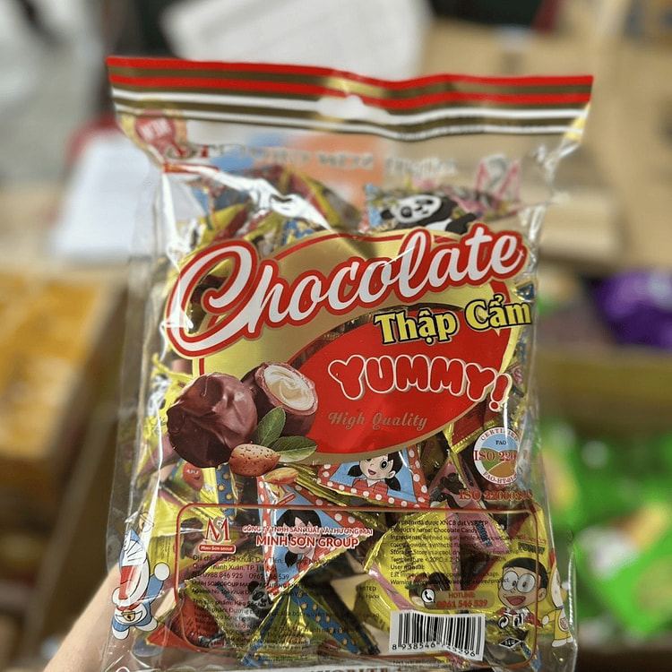 Vietnam Mixed Nuts Chocolate Flavor