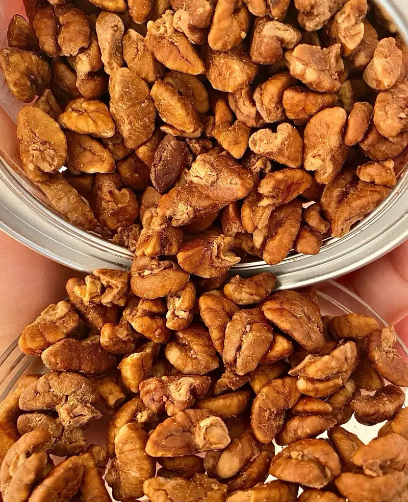 mountain walnut  , shelled  , nuts   original flavoring, salt and pepper flavor/ cream-flavored      , 100g/3.53oz details 0