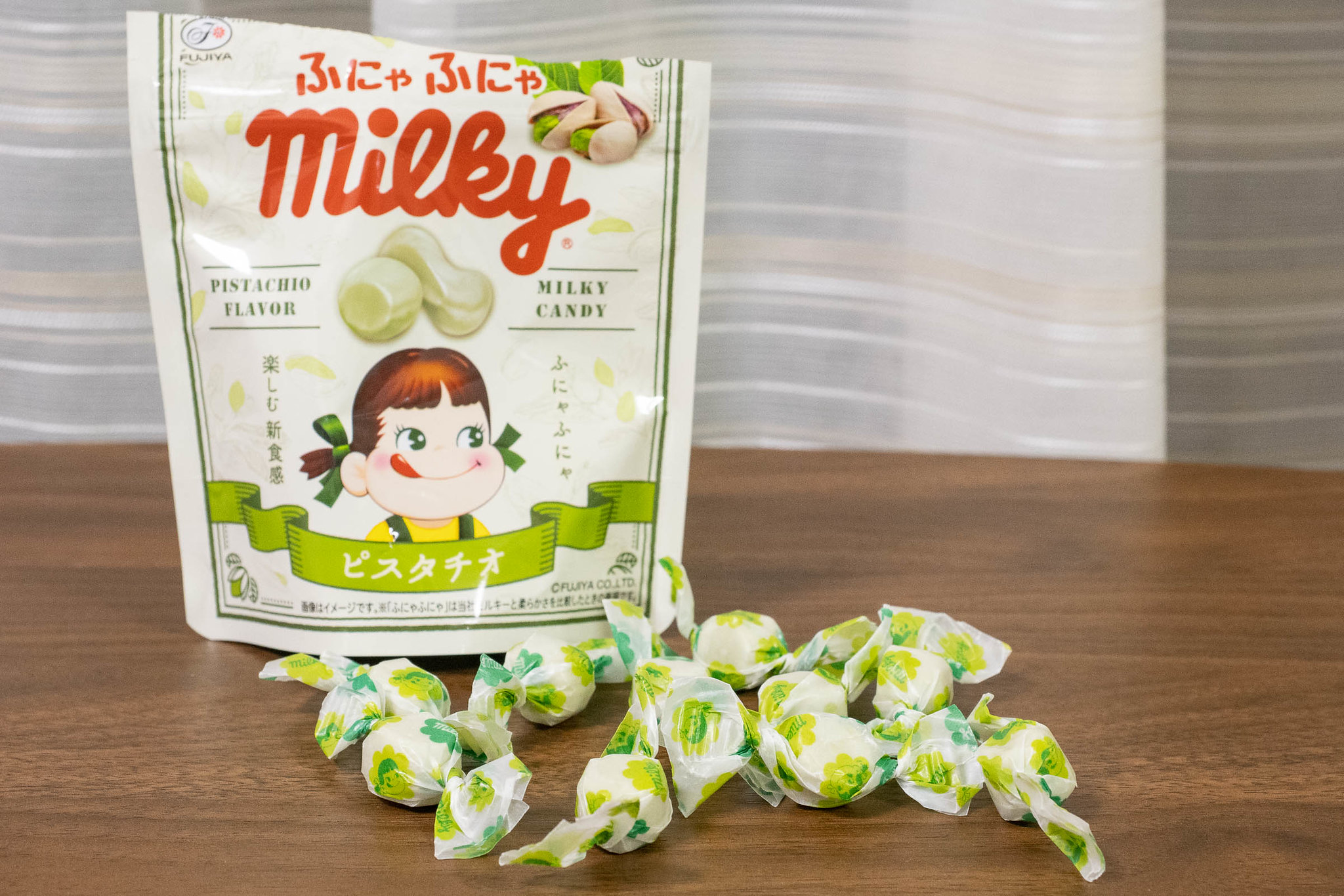 日本直送」不二家・ミルキー ピスタチオ味 36g袋入り - Weee!