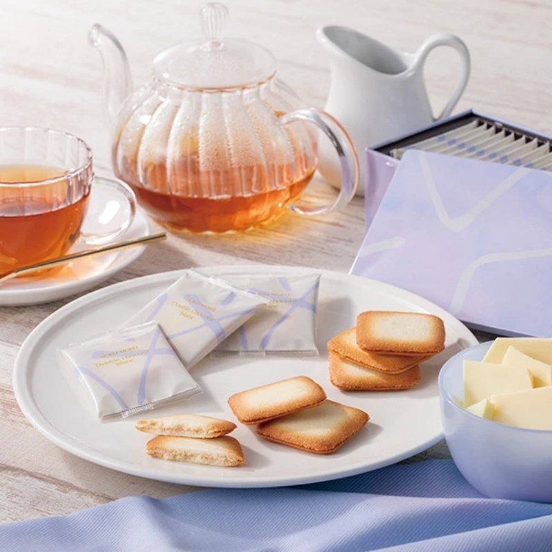 Get Yoku Moku Double Chocolat Blanc 22 pieces Delivered | Weee