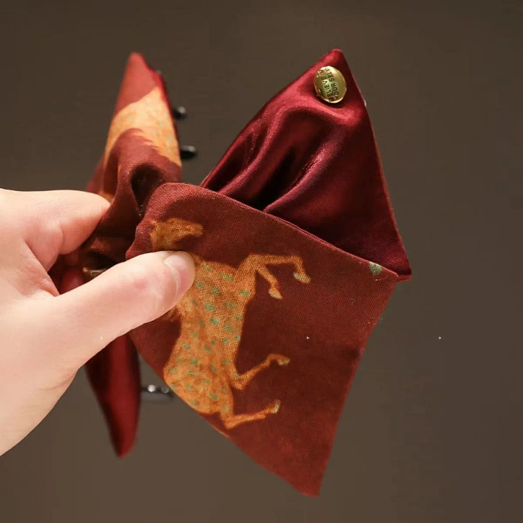 马年喜庆三角抓夹红色鲨鱼夹头饰 1 箱