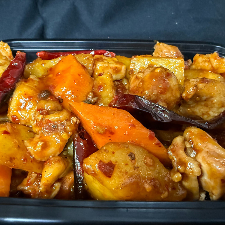 土豆烧鸡 微辣约500g 1 箱