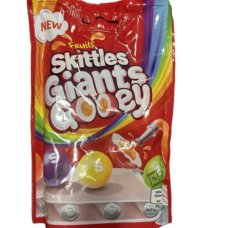 Skittles Giants Gooey Sweets Fruits Treat Bag PMP 109g (UK)