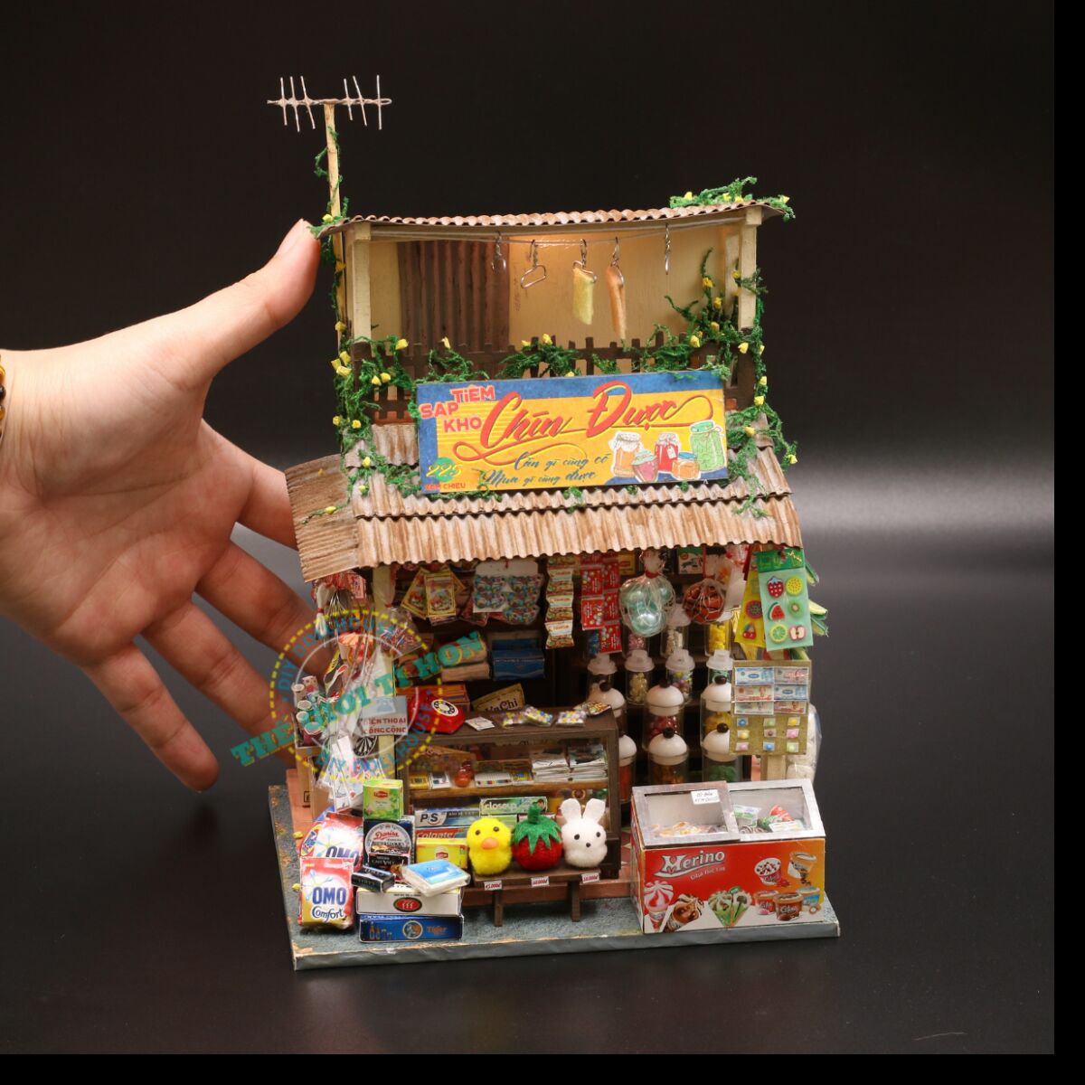 Vintage Mini Mart Saigon DIY Kit 1 箱