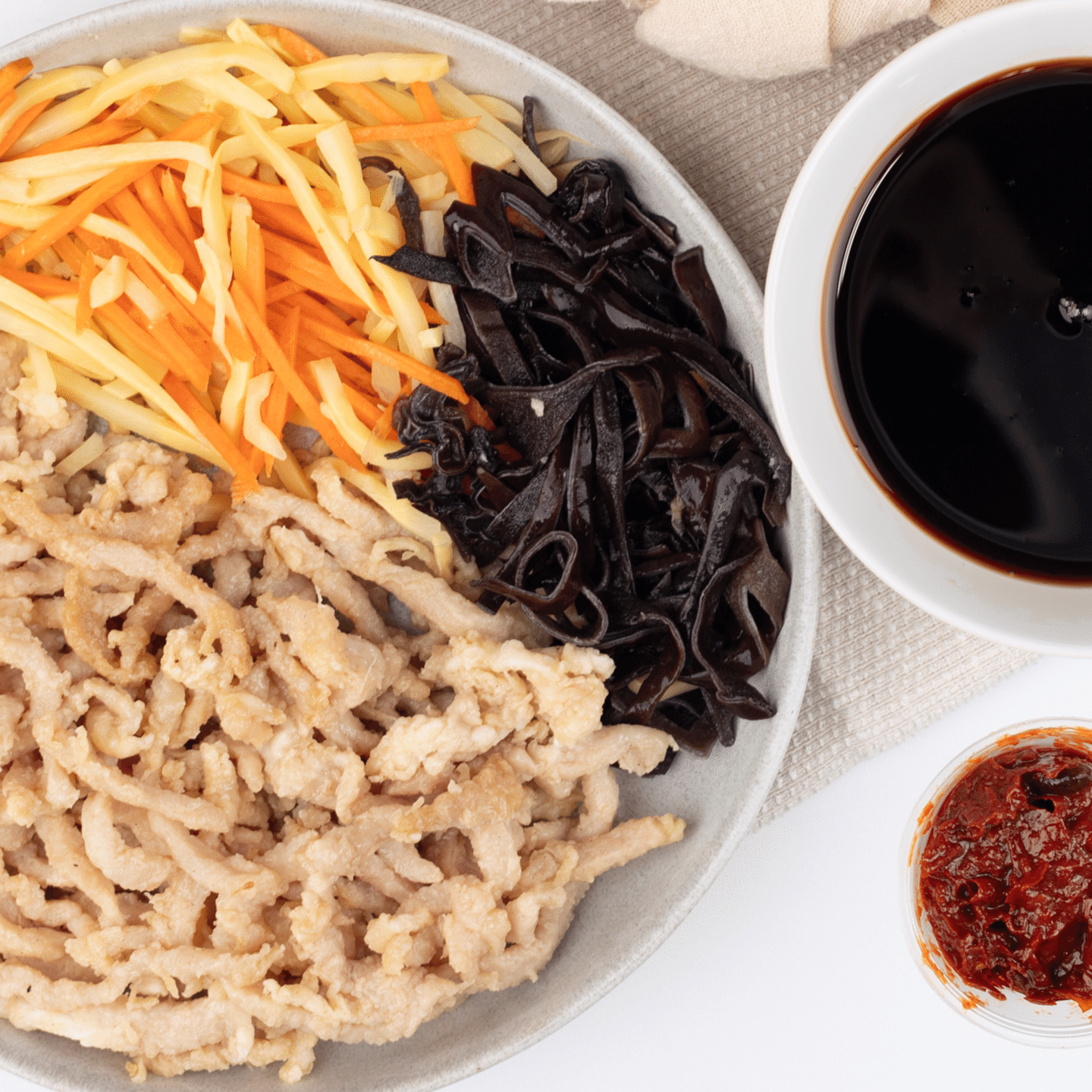 Shredded Pork with Garlic Sauce 340 그램