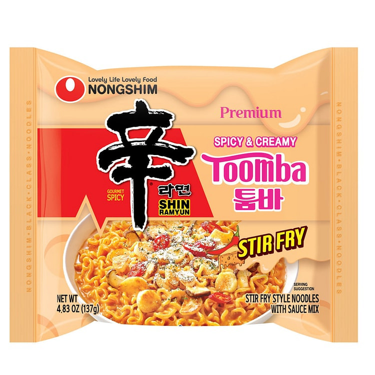 Gemez Indonesian Chicken Noodles Spicy - 14g x 30 1 box