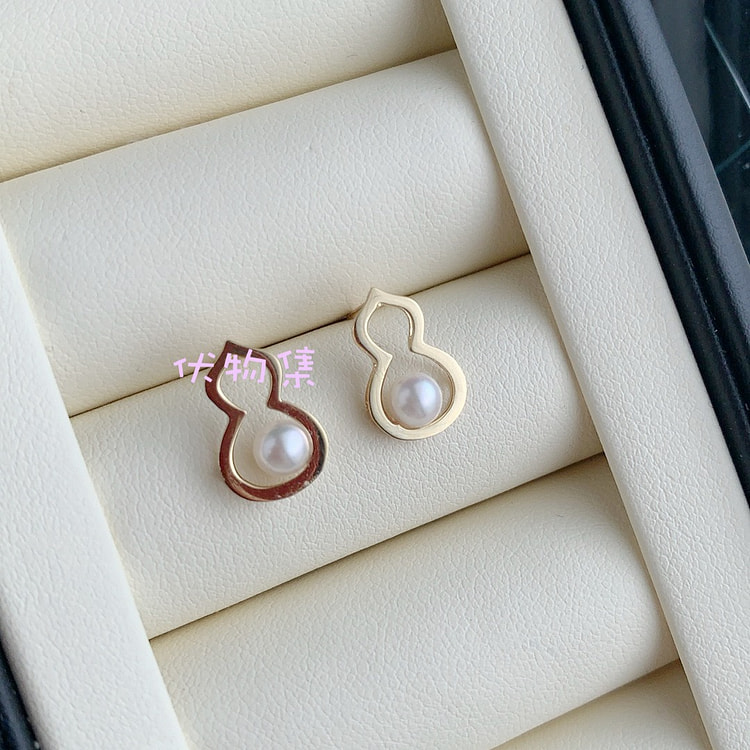 Japanese Akoya Gourd & Pearl K18 Earrings