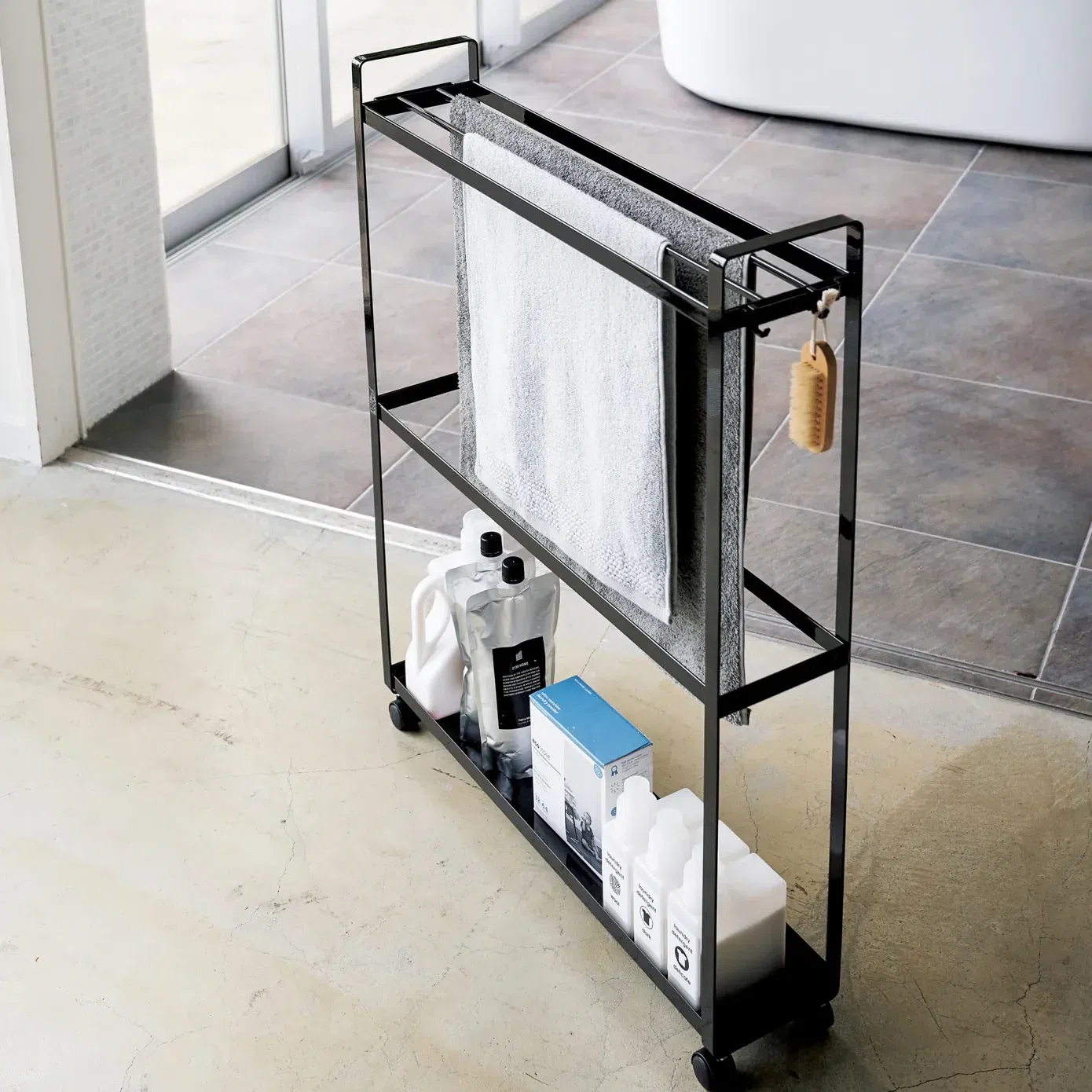 Rolling Towel Rack (33 H) – Steel Black 1 each