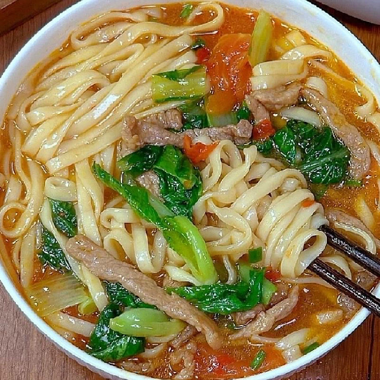 香辣牛肉味手擀面100g*桶 100 克