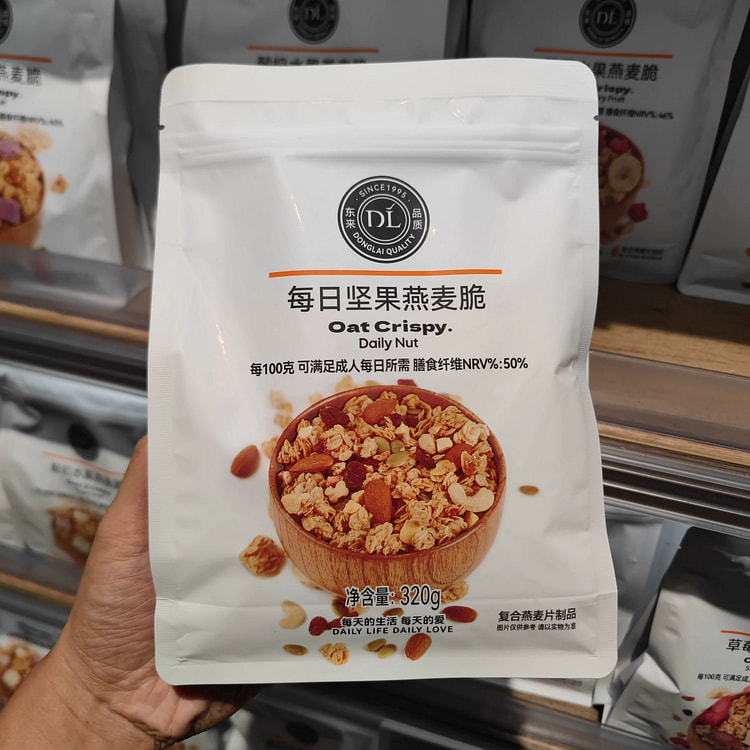 每日坚果燕麦脆320g营养早餐速食 320 克