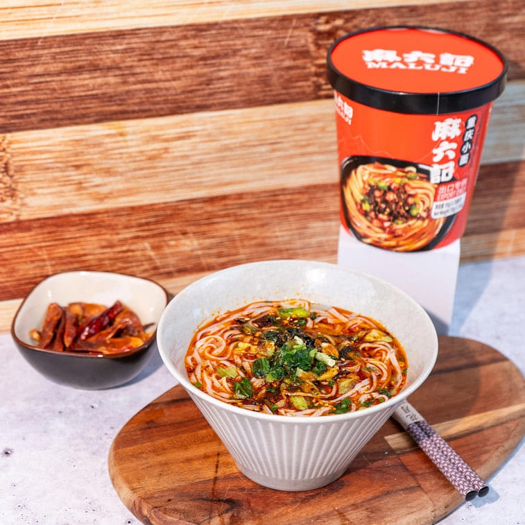 Maliuji Chongqing Xiaomian Spicy Export – 65g x 5 5 box