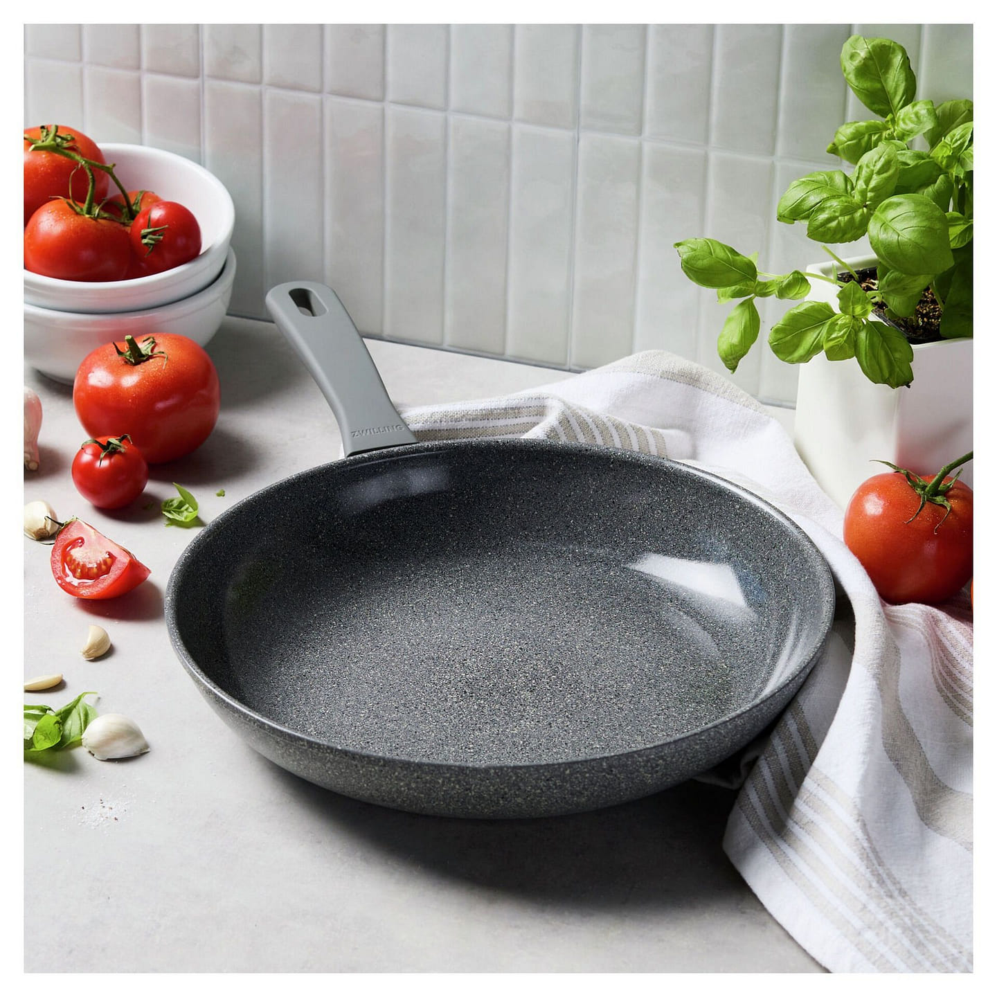ZWILLING Parma Plus Nonstick Fry Pan 12-inch/Grey 1 each