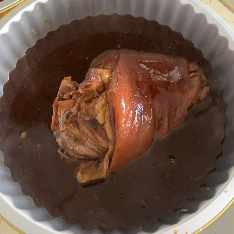 原汁红焖肘子 净肘子重约1.6-2.0磅