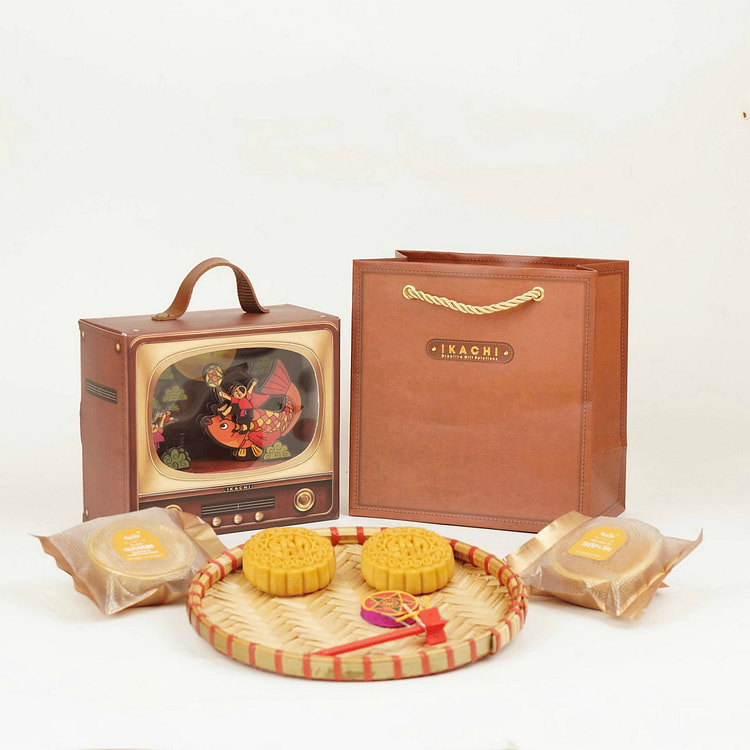 Ikachi Tiny TV Lantern Parade Gift Set 214 g