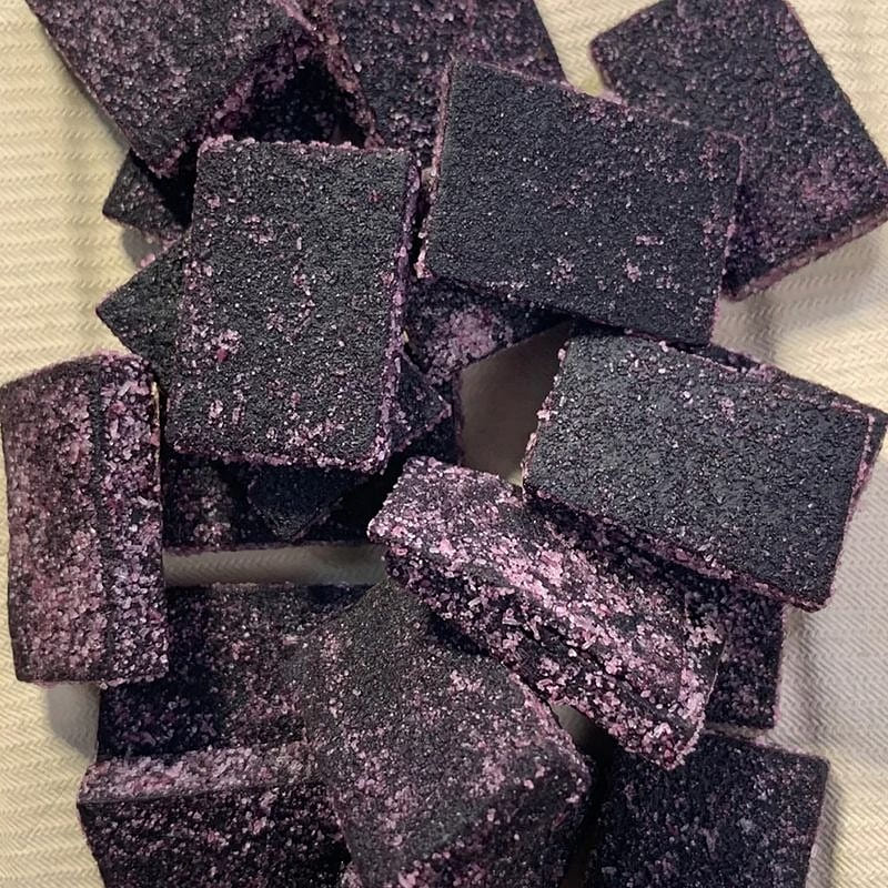 Blueberry cake cooked with fresh fruit dried blueberry anthocyanin cake 80 g