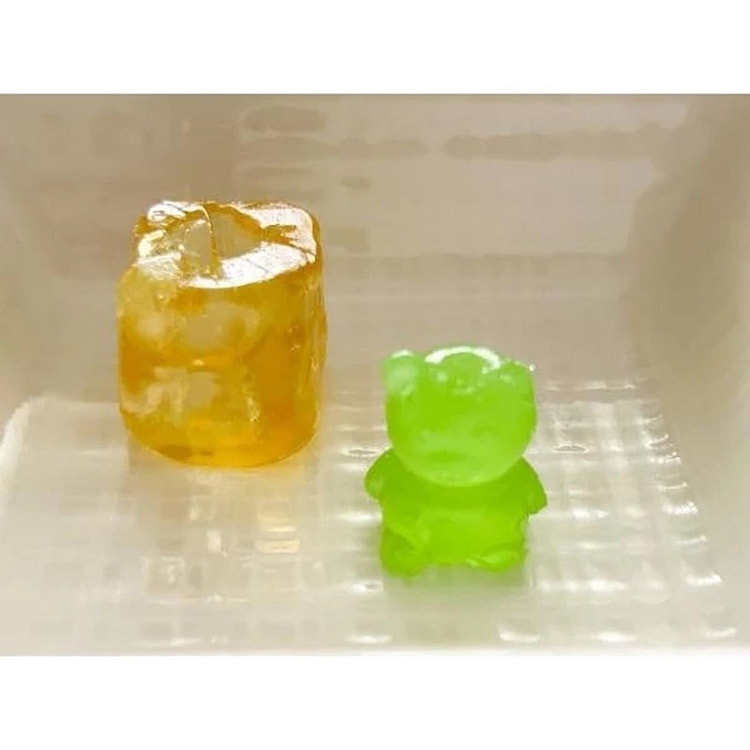 【日本直邮】 TOKYO 全家小熊贝尔冰块软糖BEAR IN ICE GUMMY 麝香葡萄口味