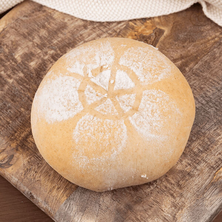 Soft crust bread w.pumpkin,purple potato,chestnut 1 each