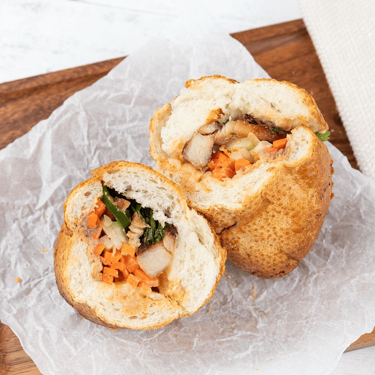 Grilled Chicken Banh Mi Sandwich-6 inches 1 each