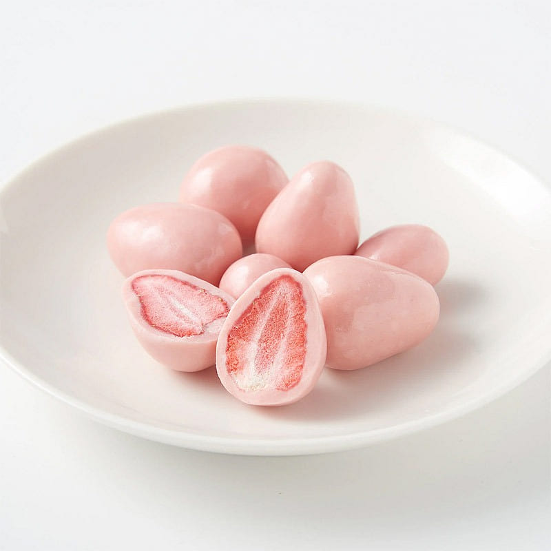 MUJI Strawberry Flavor Chocolate Strawberry 50g 1 each