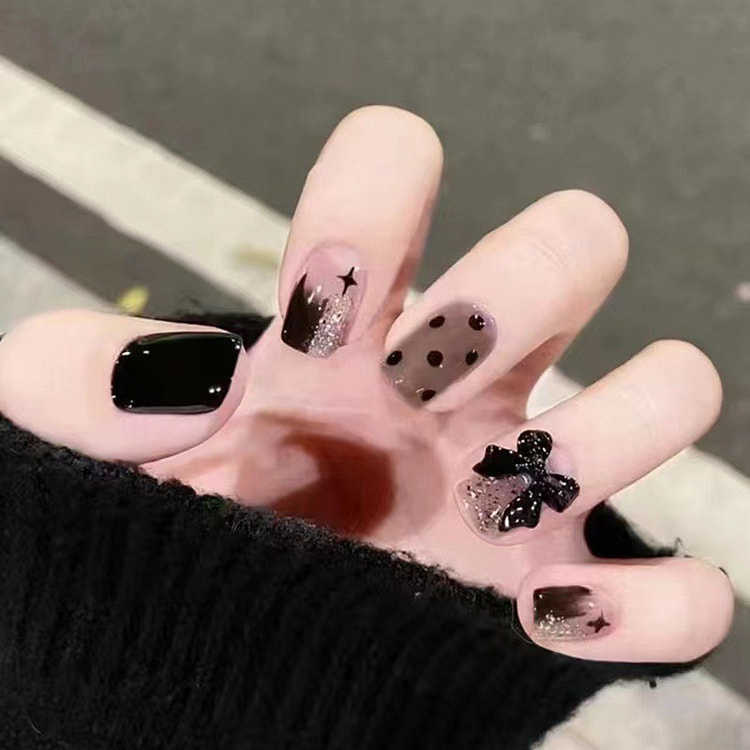 黑暗小众风钻款穿戴甲