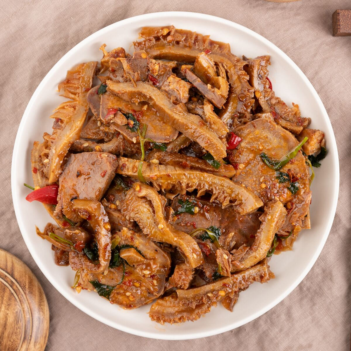 Sliced beef, tripe and pork tongue in chili sauce 1 each