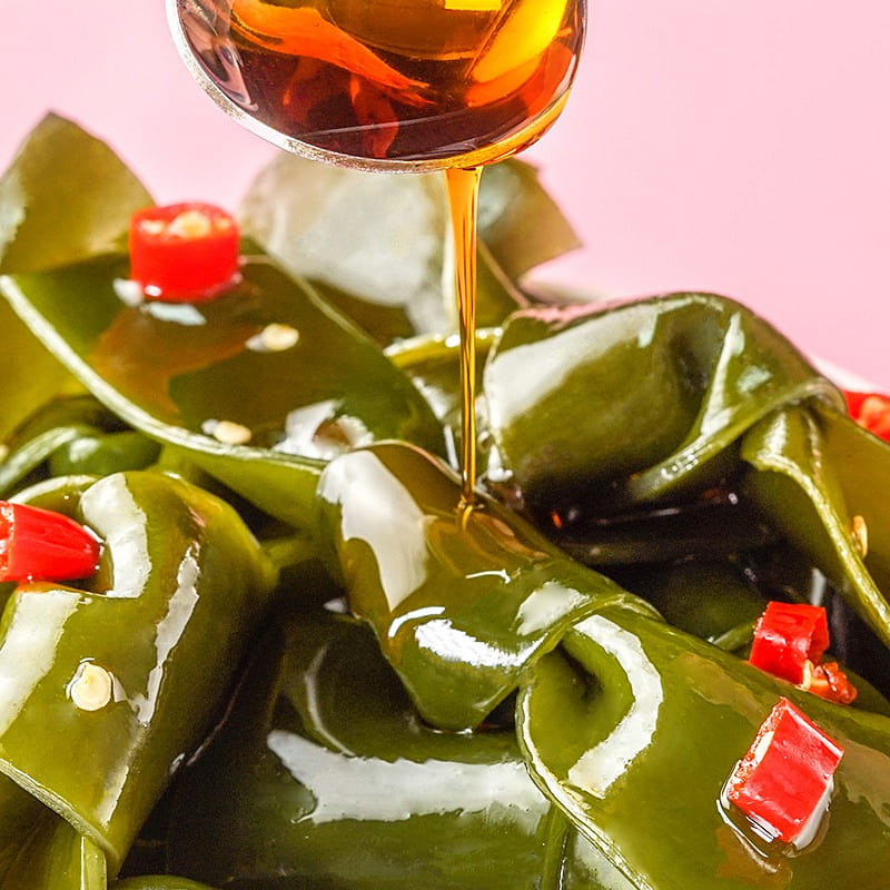 Crispy seaweed knots with spicy flavor, 240g (abou 240 g