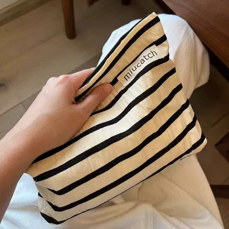 Black and white storage bag *1 60 g