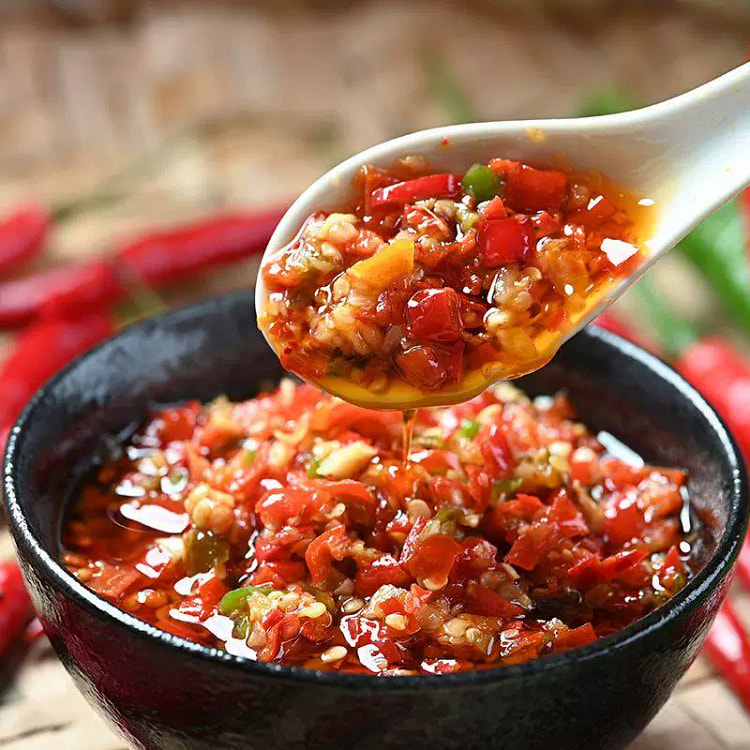 Hunan handmade spicy garlic chopped pepper sauce bottled pepper 268g*1 bott
