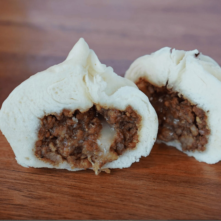 Beef Mozzarella Cheese Buns 9pc