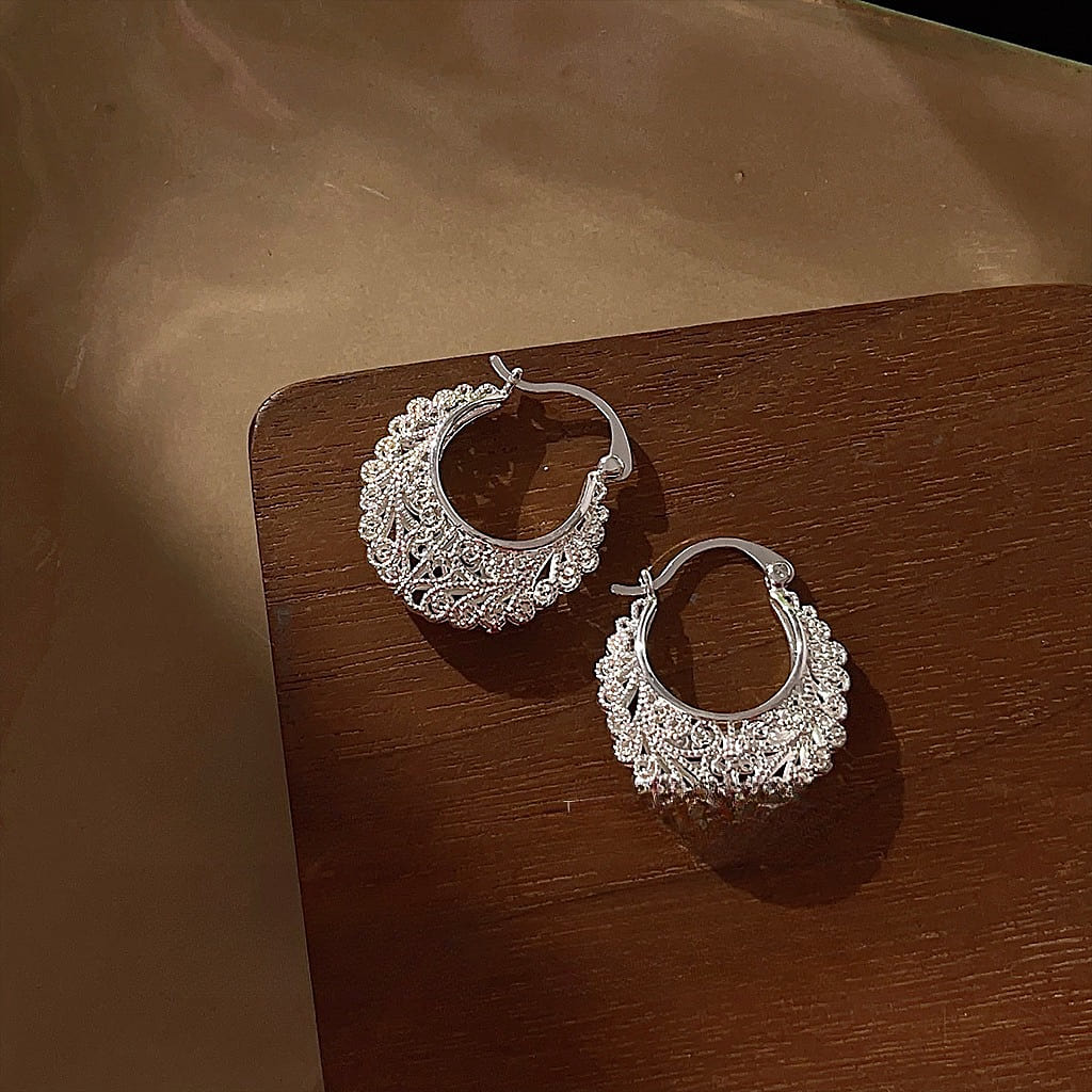 Vintage Hollow Floral Basket Earrings 1 count