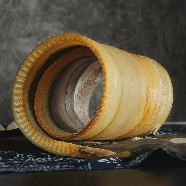 Rawin whole dried eel