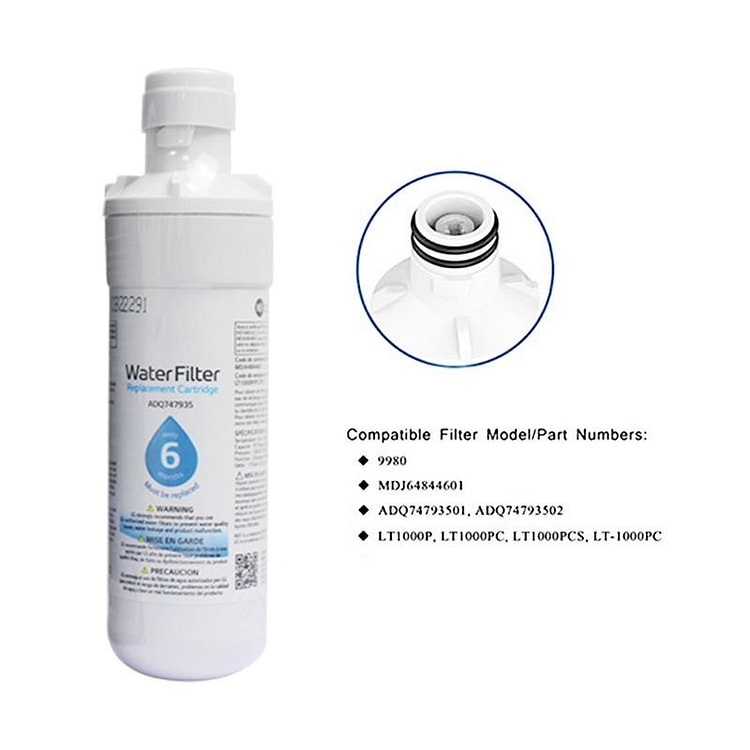 Refrigerator water filter