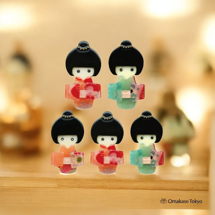 Kokeshi Wooden Doll Magnet 5 Set 28 g