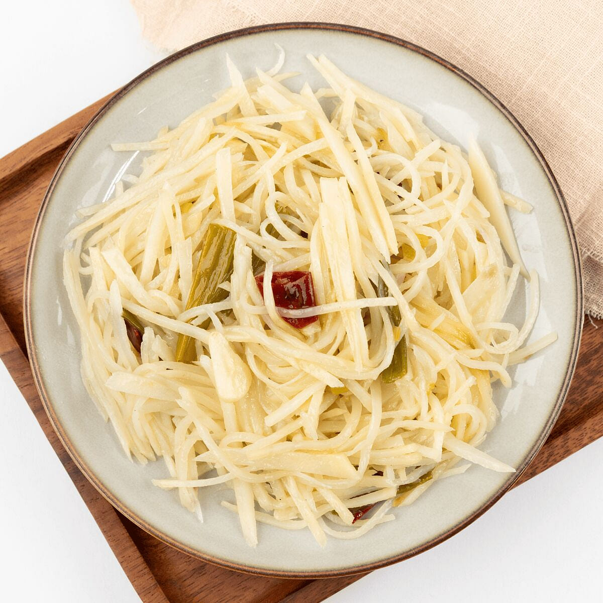 Hot & Sour Shredded Potatoes around 350g 1 each