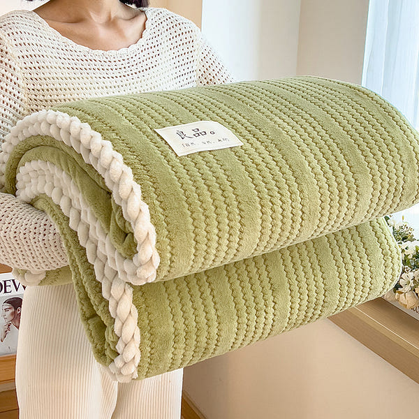 Plush Haven Blanket-Avocado Green150*200 2000 g