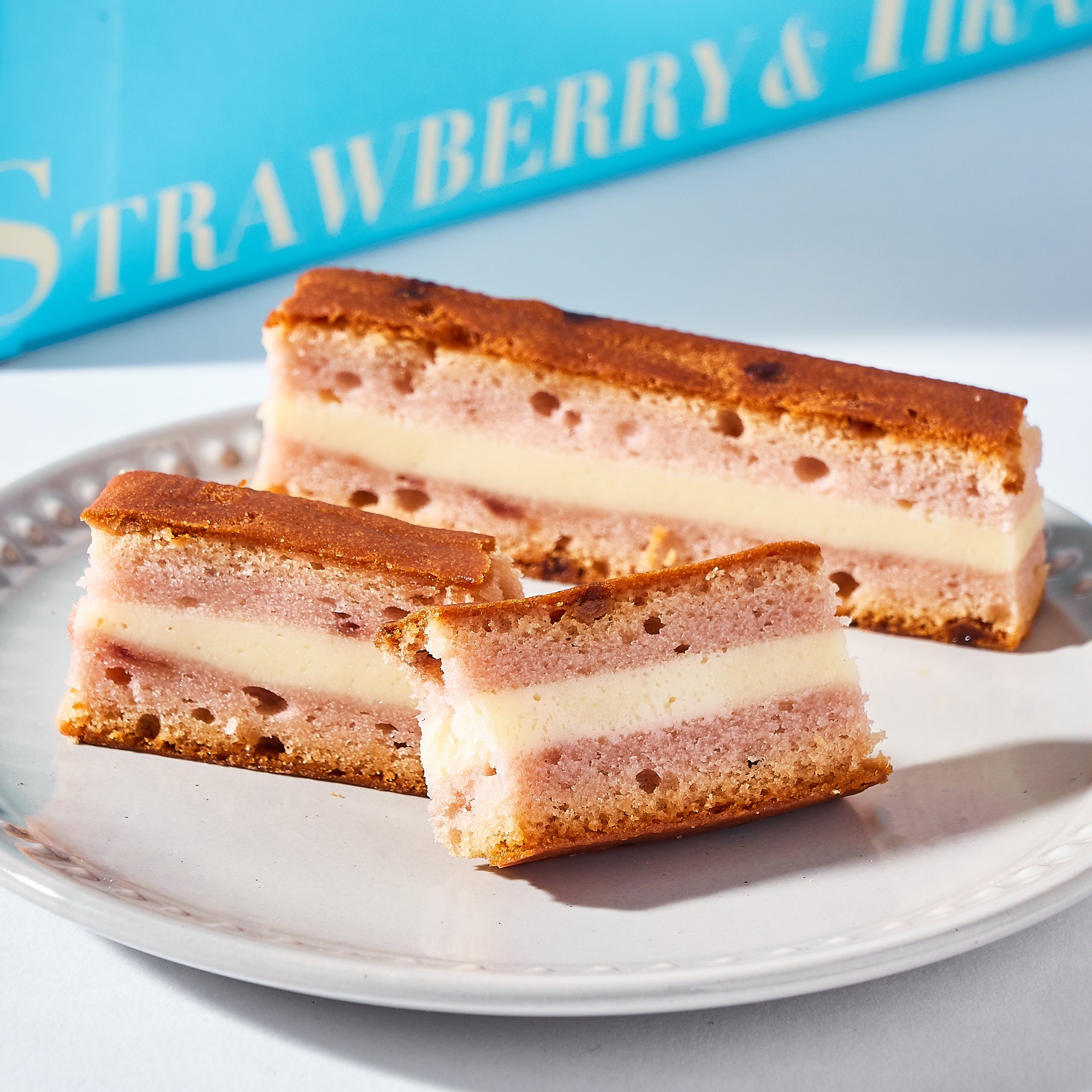 Get Tokyo Rich Strawberry Cheesecake (6 pieces) Delivered | Weee