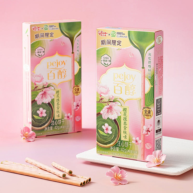 Sakura matcha latte flavor filled biscuit 42 g