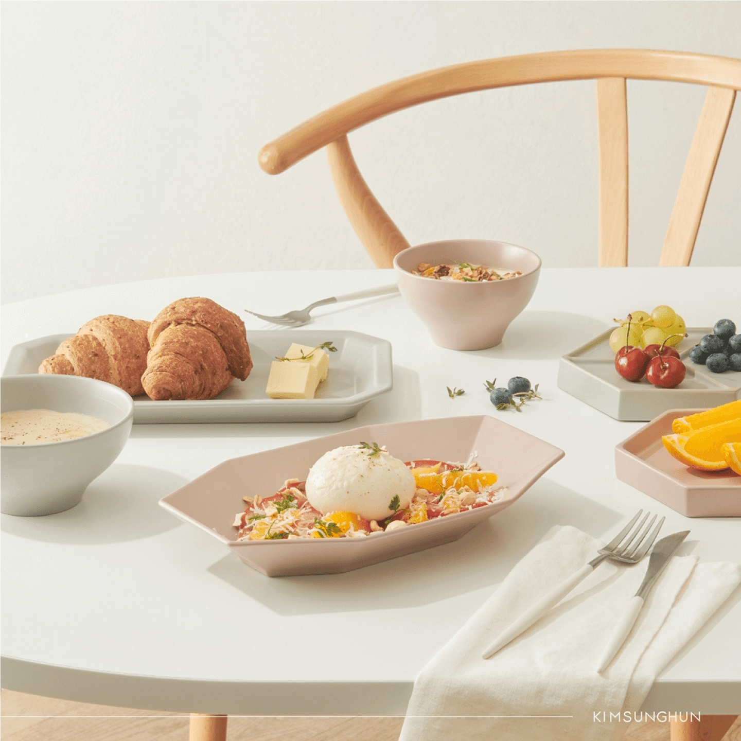 Kimsunghun Ceramics Octagon Salad Bowl – Medium / Dark Grey 1 each