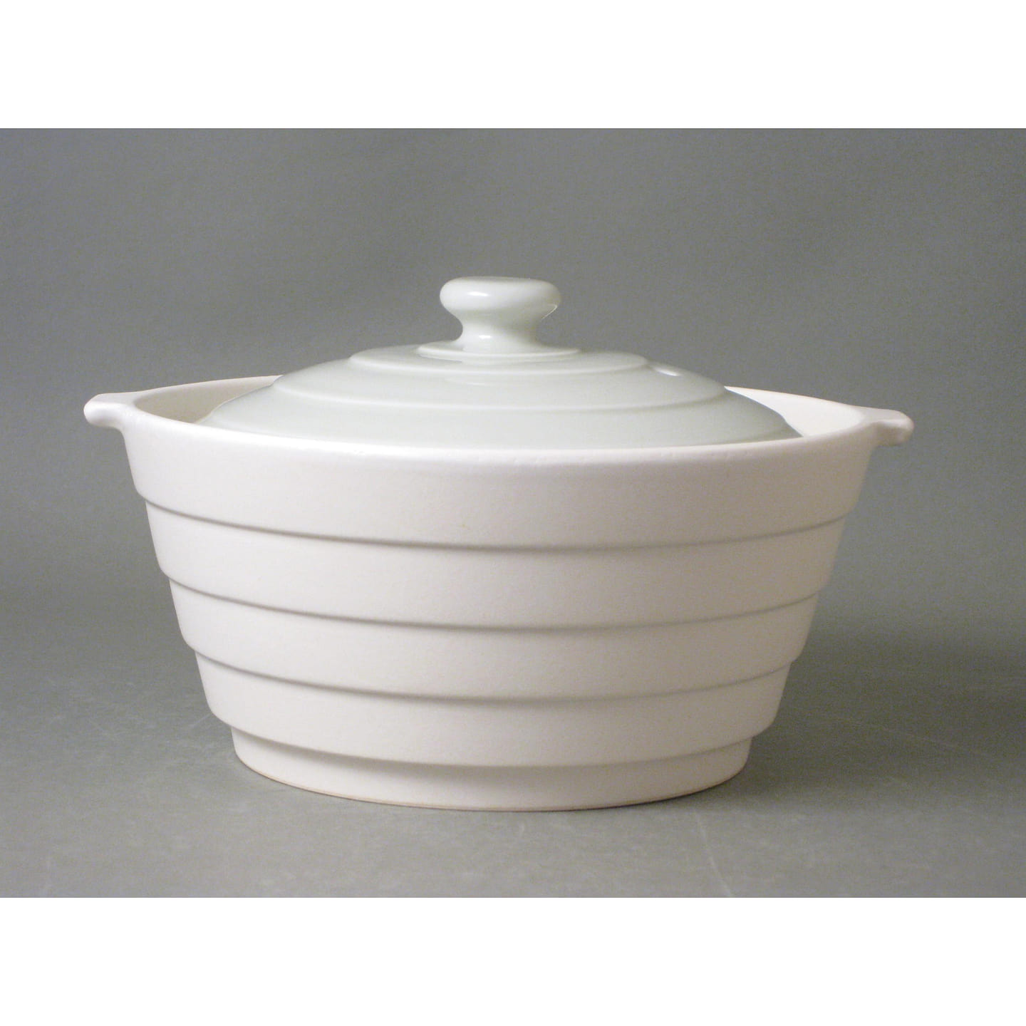 Arita Ware Handmade Hotpot (Ivory, 8.3" x 7.6") Made in Japan 1 カウント