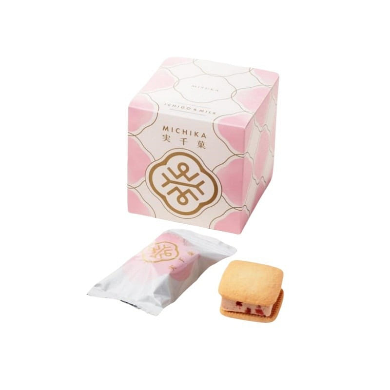 Tokyo limited popular souvenirs Strawberry milk sandwich butter biscuits 4 piece 1 box