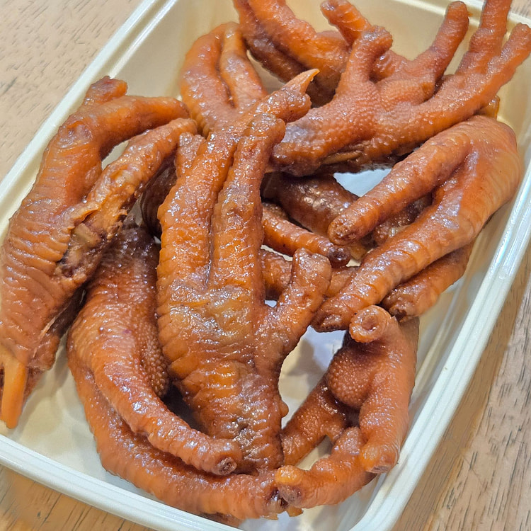 甜辣鸡爪 300g 1 份