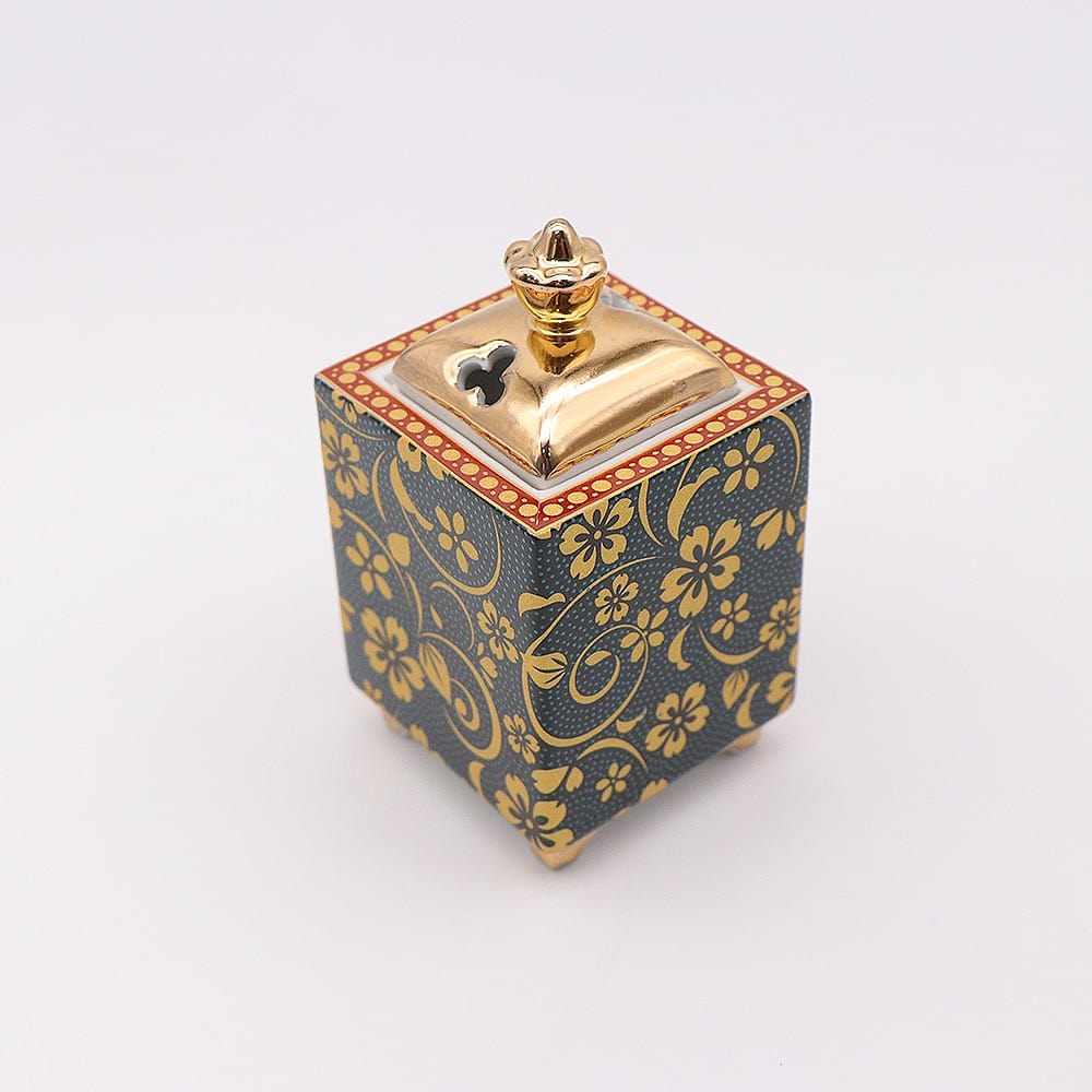 Kutani Ware Incense Burner – Blue Dots / Sakura 1 each