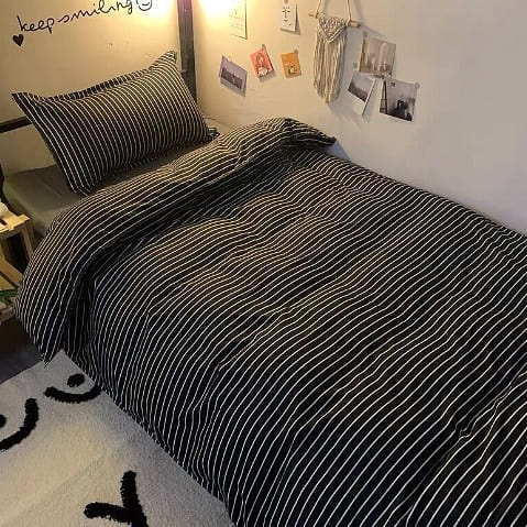3-Sheet Set with Quilt covers sheets pillowcases Sheets Color: Black 1 each