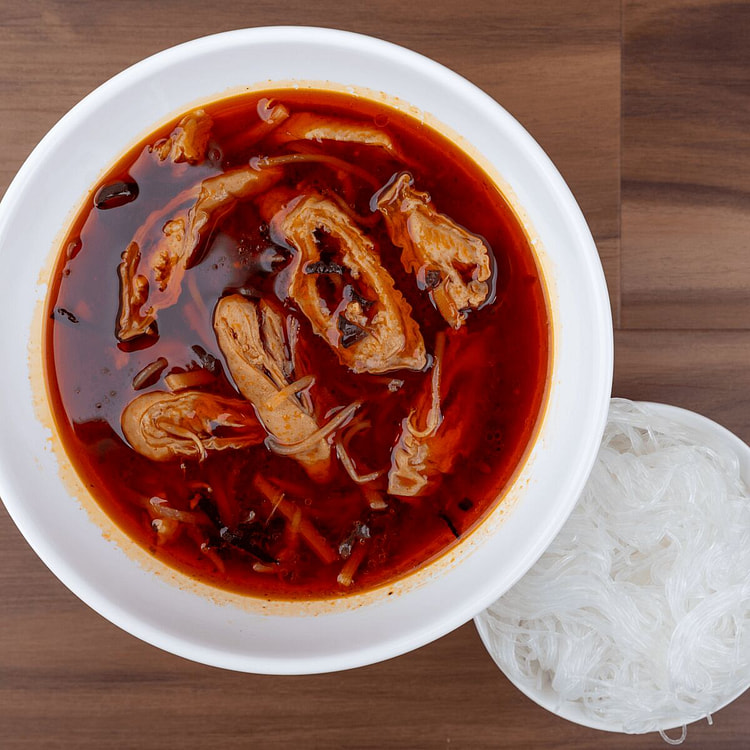 Spicy Rice Noodle w. Pork Intestines 750g
