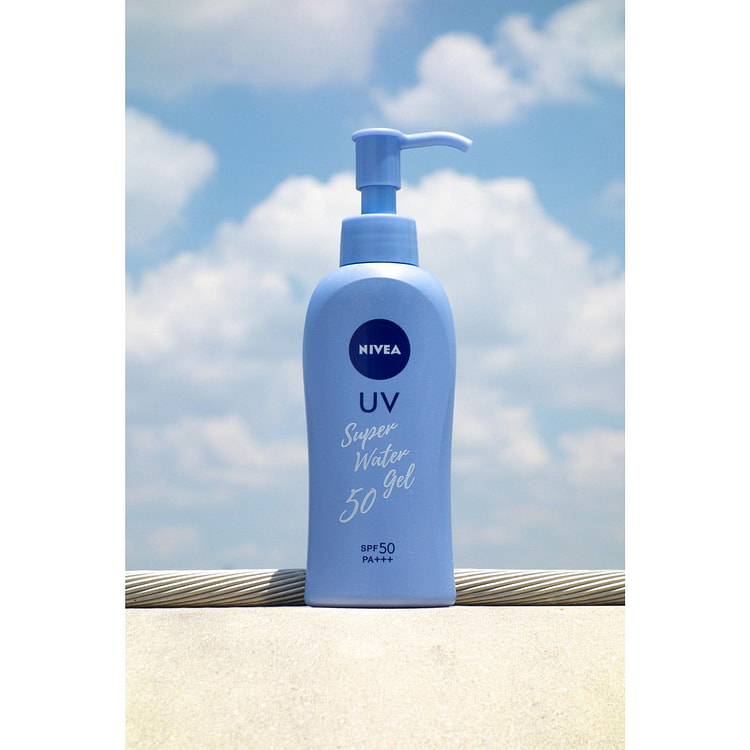 [Kao] Nivea UV Super Water Gel Pump Bottle SPF50/PA+++ 140g