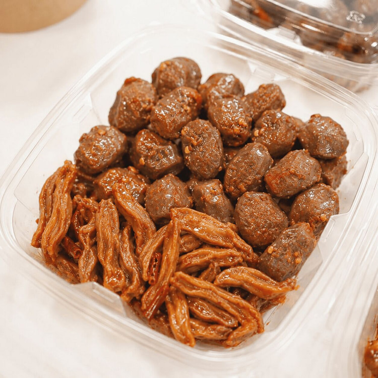 Braised Spicy Duck tongue + gizzard 200g 1 each