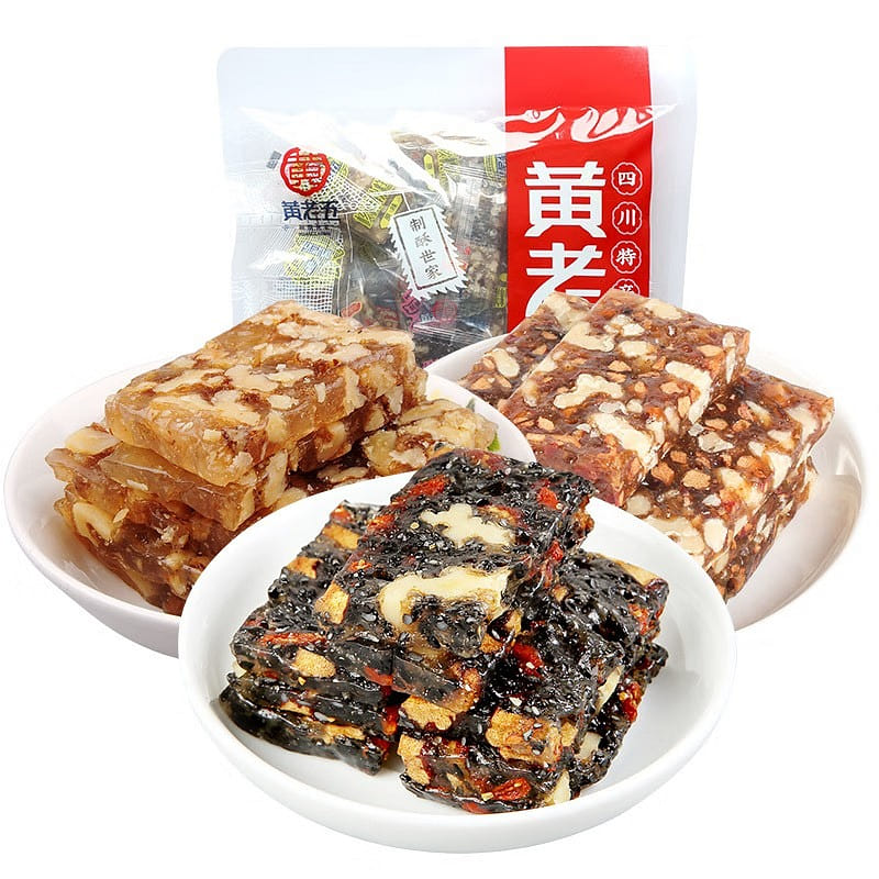 Assorted walnut soft cakes, traditional Chinese pastries, specialty from Sichuan 500 g